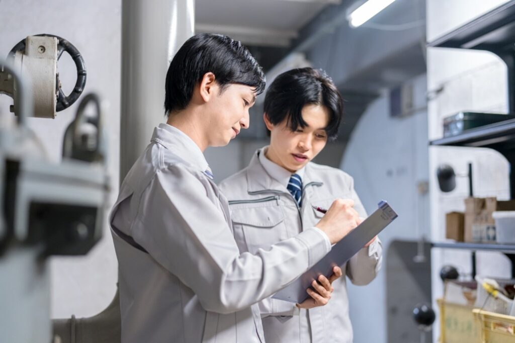 なぜ製造業の現場では技術継承が難しいのか